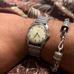Vintage Bulova Electric Self Winding